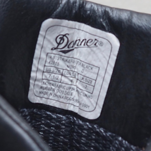 DANNER Genuine Leather Black Hiking Chucka Boots - Picture 7 of 14